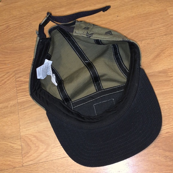 NWT The North Face Five Panel Ball Cap/ Hat, Olive Green - Picture 4 of 9